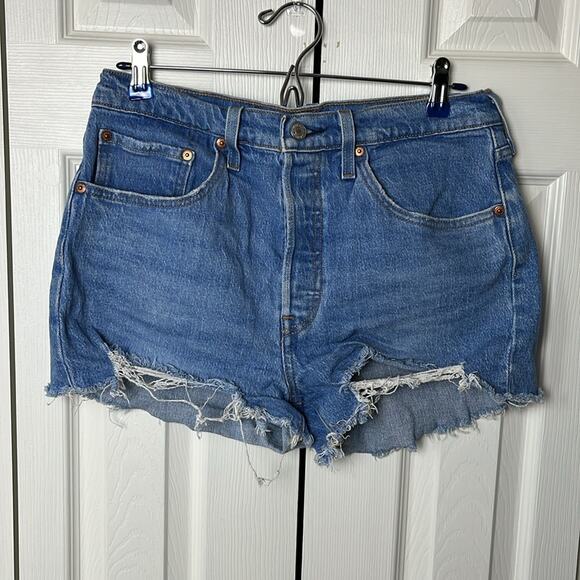 Levi’s 501 Denim Shorts Blue 30 - Picture 1 of 9